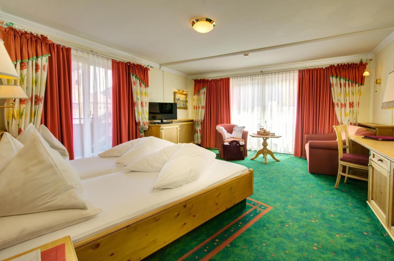 Boutique-Hotel Bauer Saalbach-Hinterglemm Exteriör bild