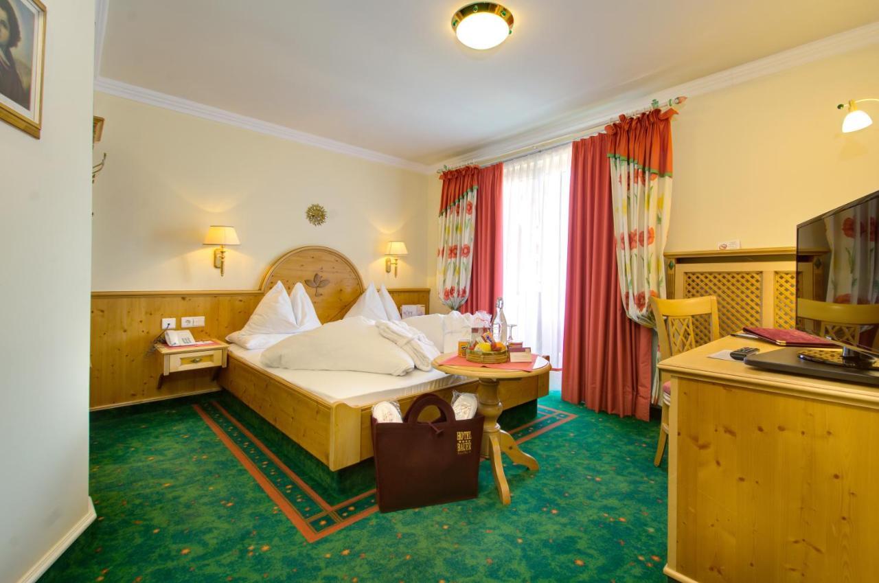 Boutique-Hotel Bauer Saalbach-Hinterglemm Exteriör bild